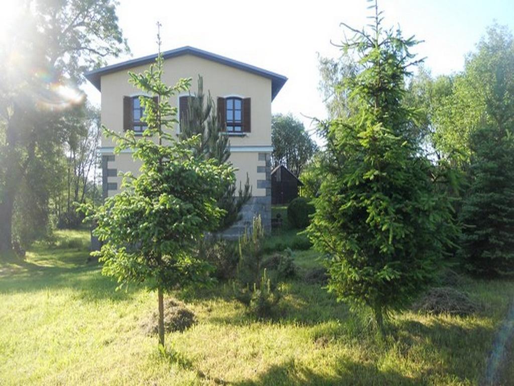 U Dvou Lipek Pod Broumovskymi Stenami Esterno foto