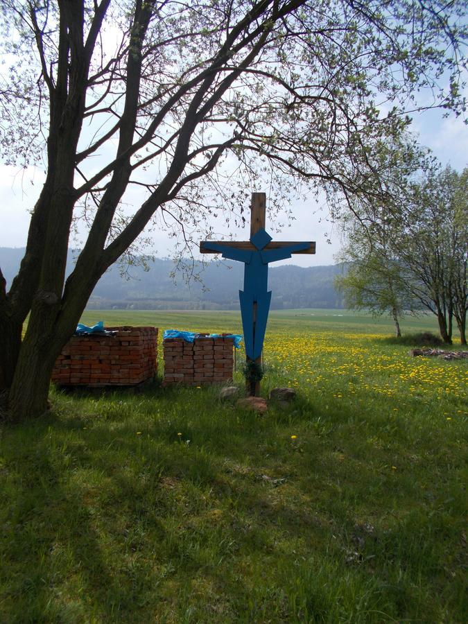 U Dvou Lipek Pod Broumovskymi Stenami Esterno foto